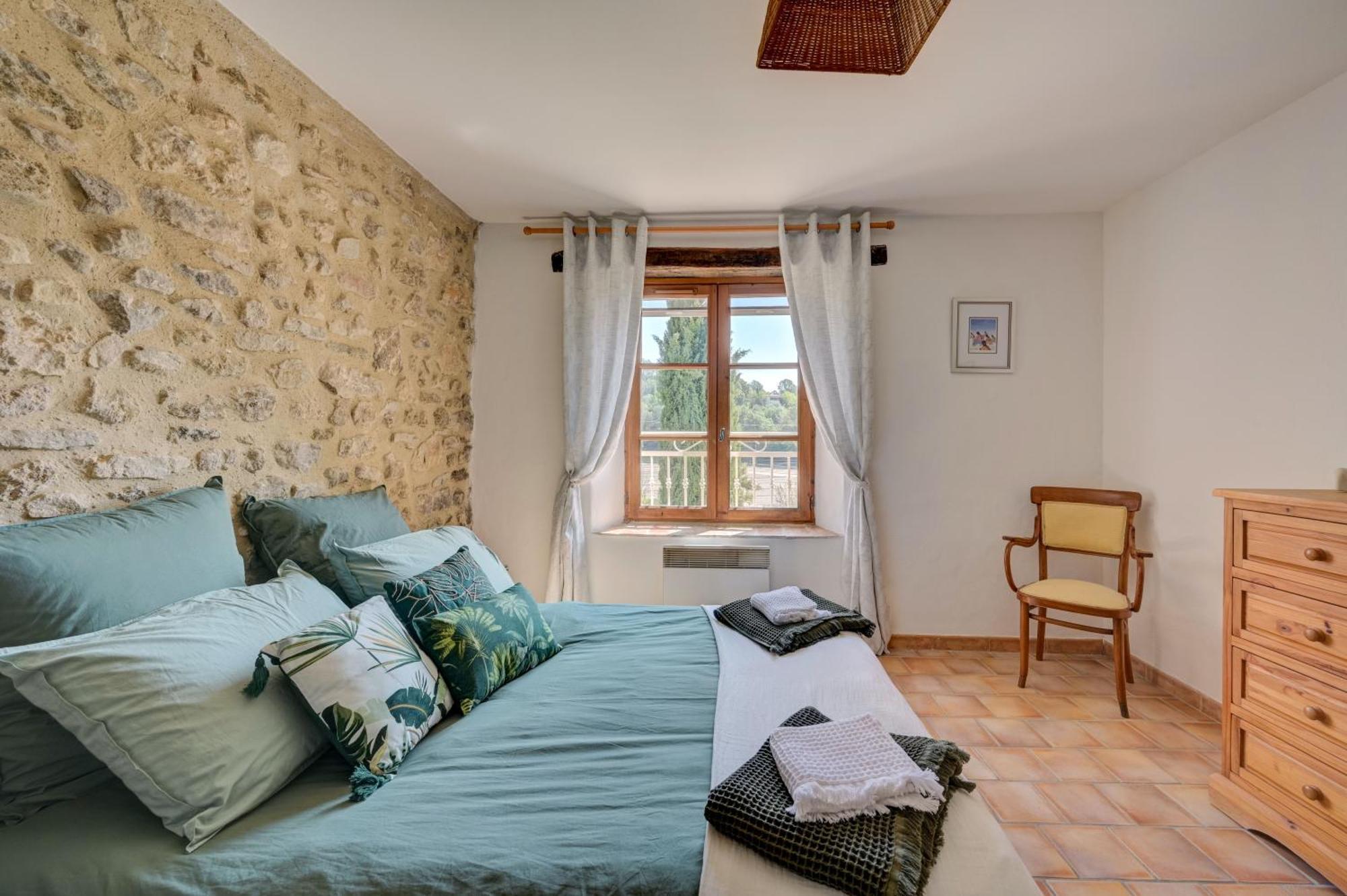 Domaine Bellavigne Gites Et Spa Forcalquier Eksteriør bilde