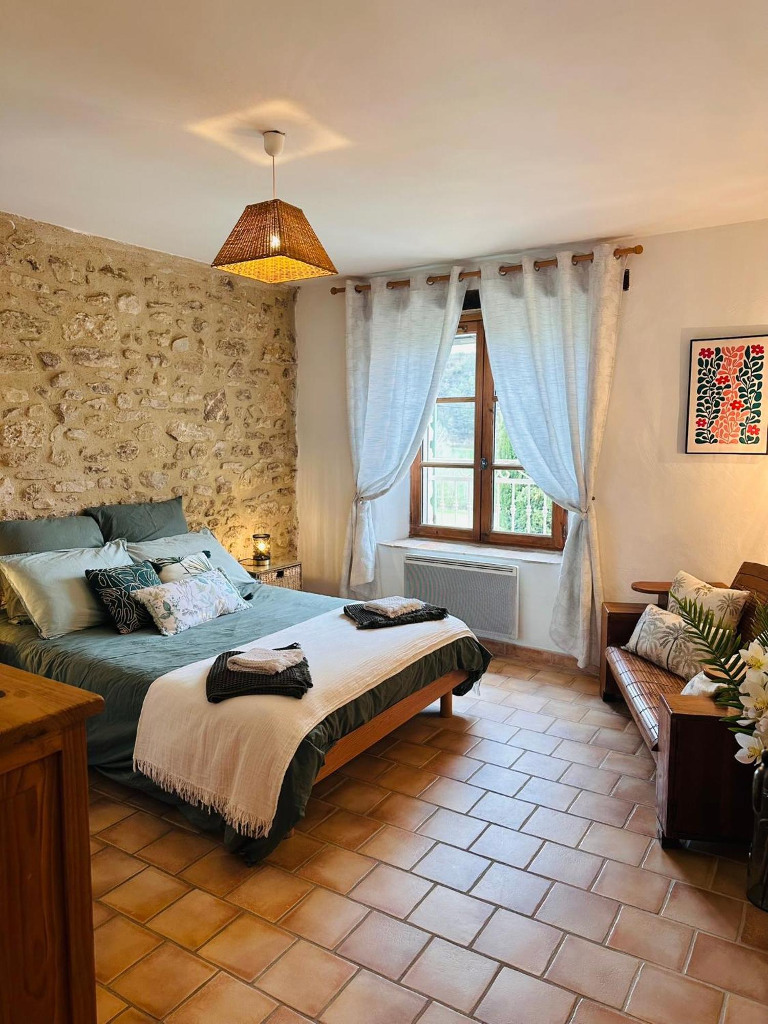 Domaine Bellavigne Gites Et Spa Forcalquier Eksteriør bilde
